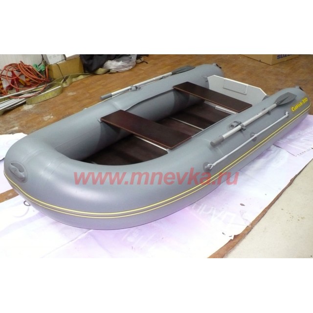 Лодка CatFish 310, серый цвет